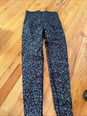 Amazon Black and Gray Leopard Print Leggings
